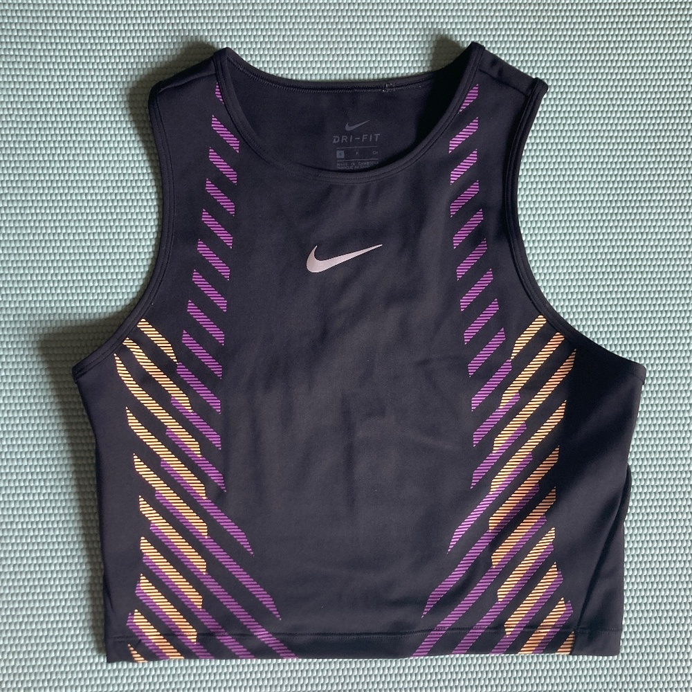 Nike crop tank top